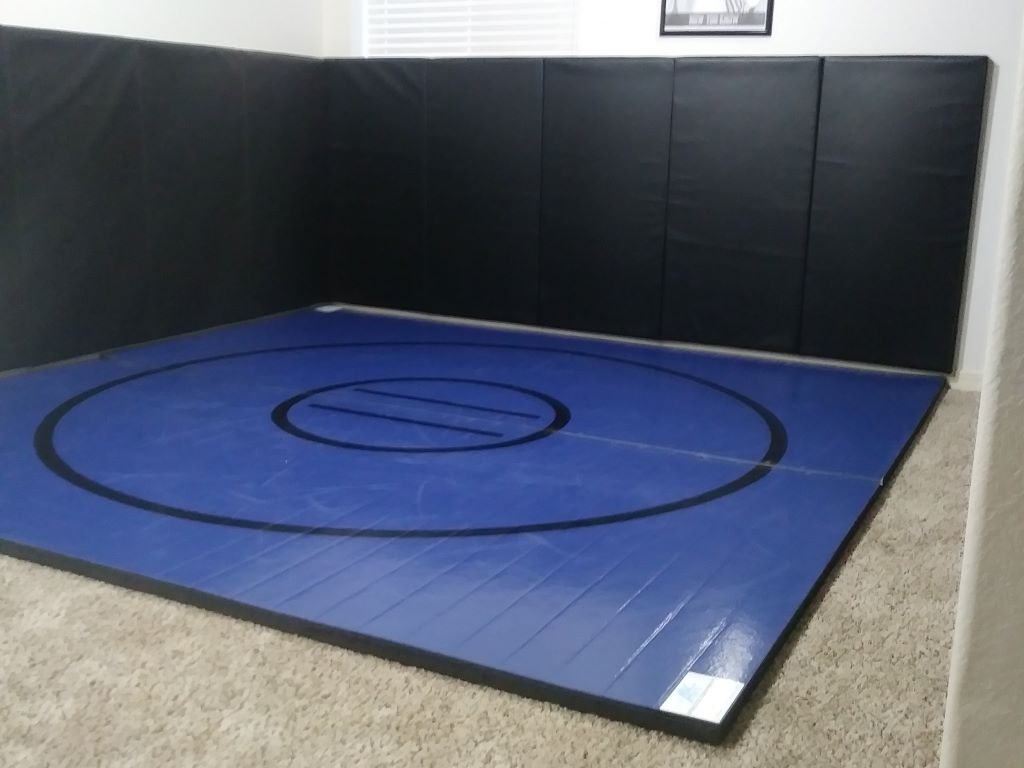 Home practice wrestling mat 