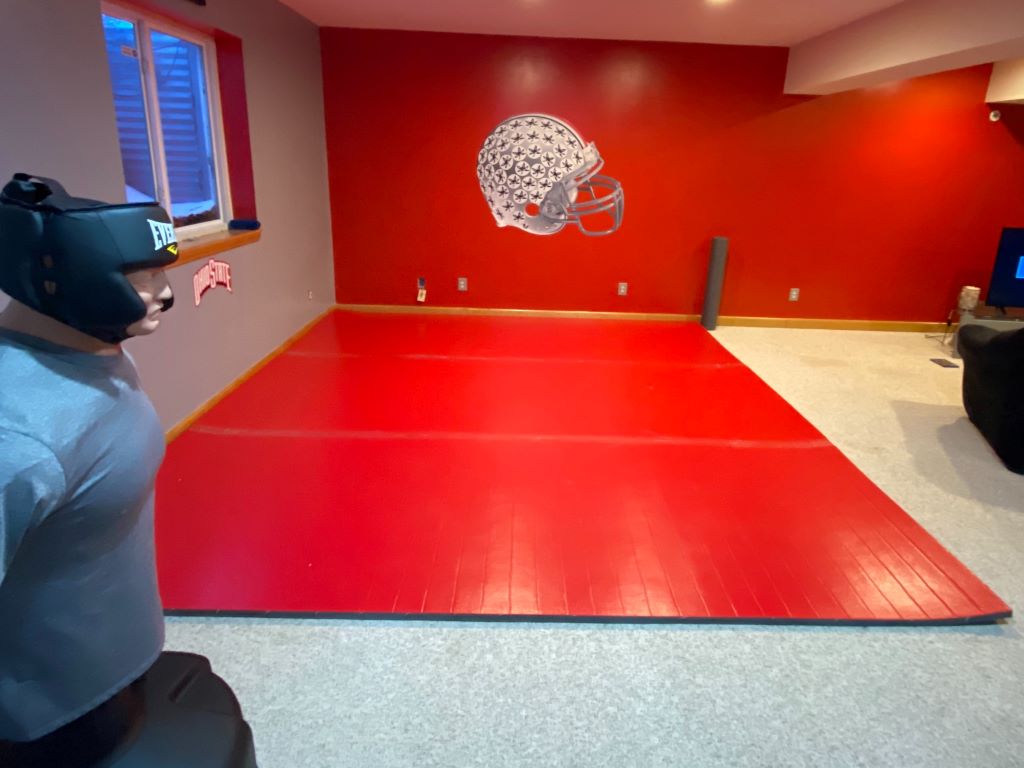 home martial arts room, home wrestling room, combat practice mat red 