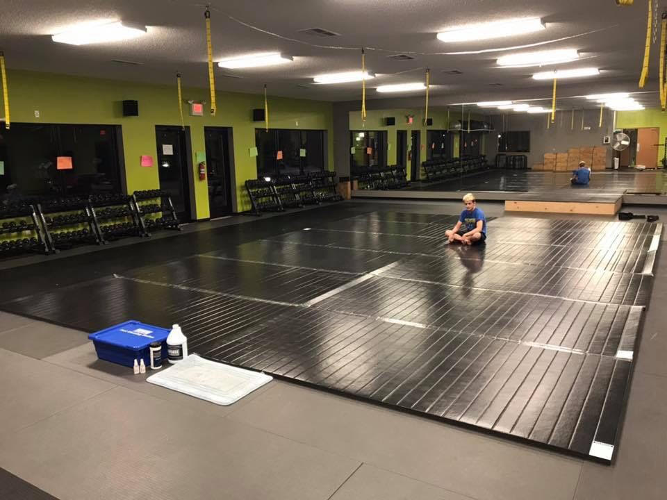 Black floor mats for martial arts 